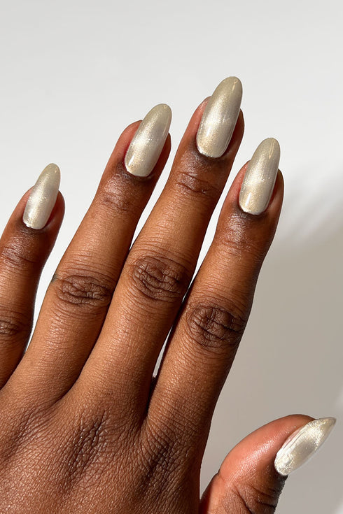 MOTHER OF PEARL NAIL POLISH